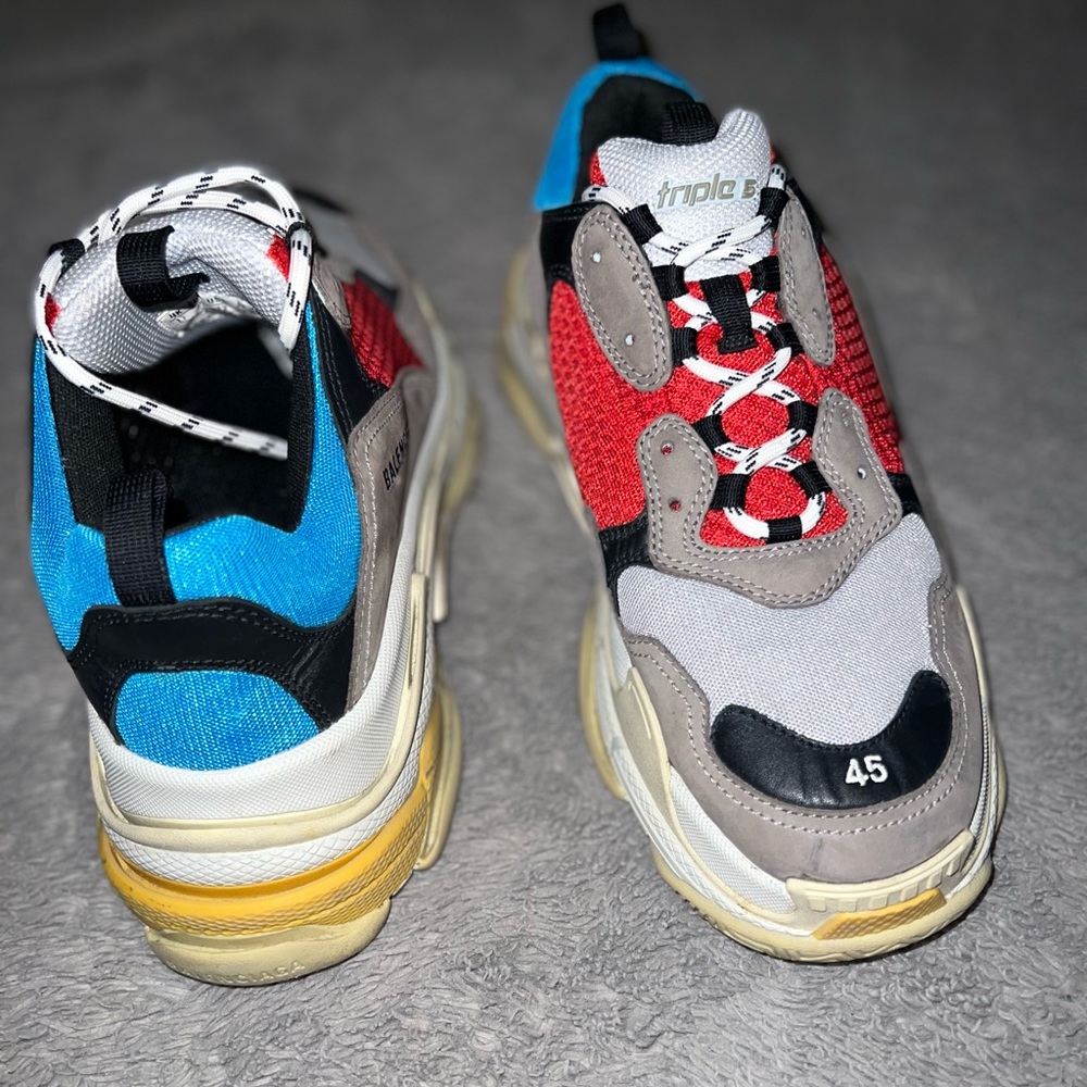 Balenciaga Triple S